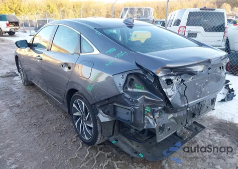 2020 Honda Insight Touring z USA, uszkodzony, nr VIN 19XZE4F97LE002989